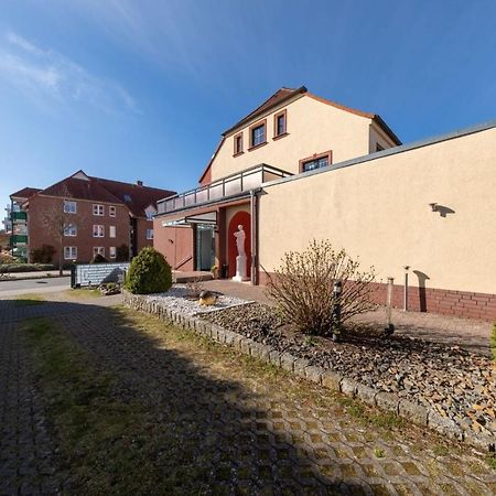Haus Diana - Perlhuhn Apartment Waren  Luaran gambar