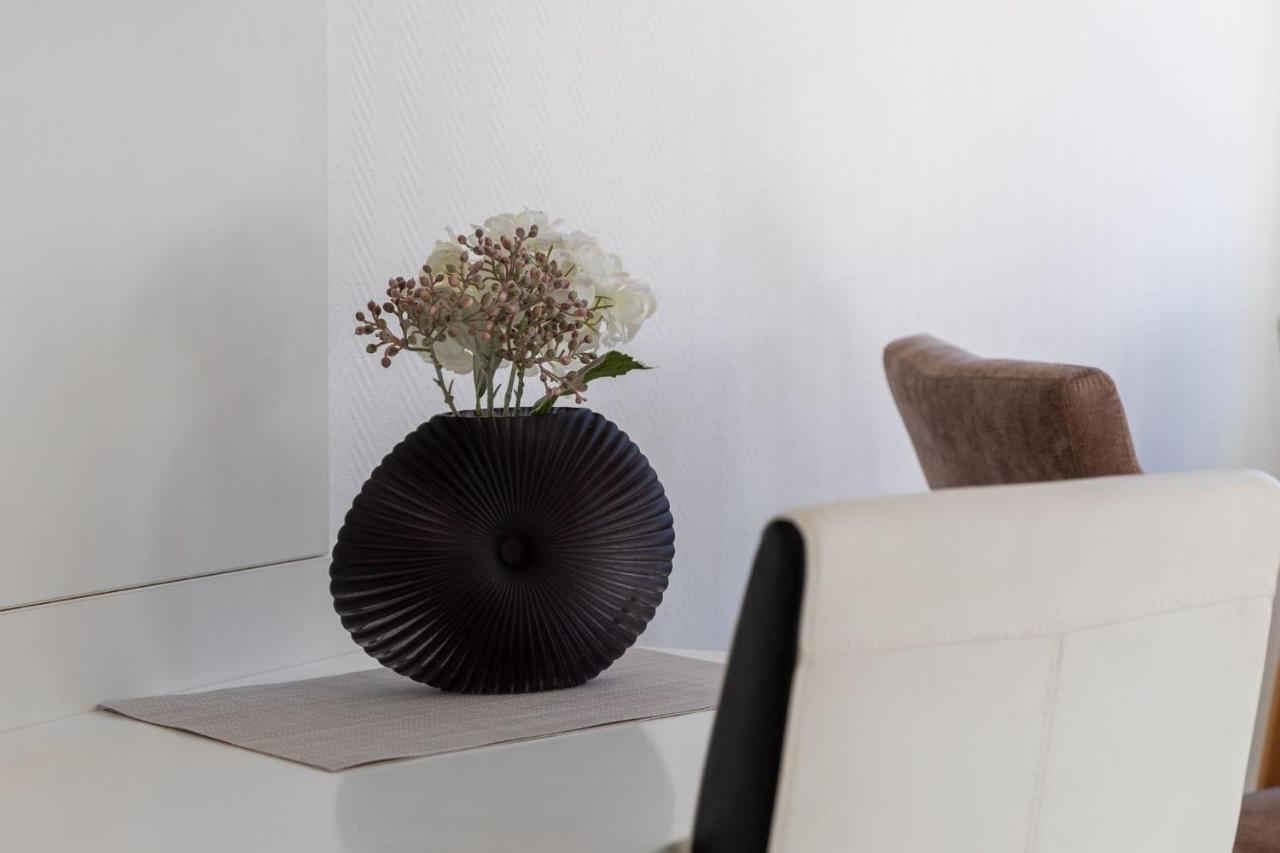 Haus Diana - Perlhuhn Apartment Waren  Luaran gambar